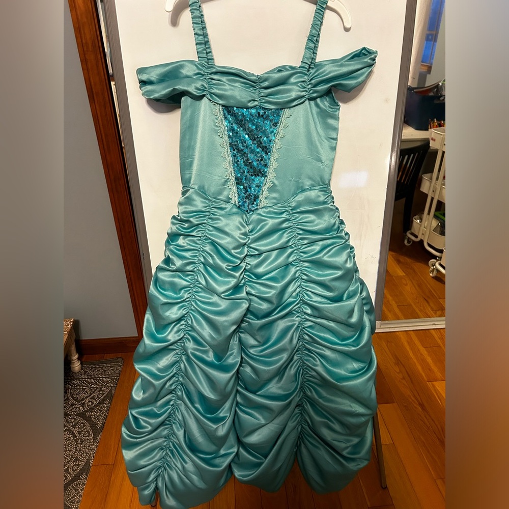 Trish and Scully princess dress